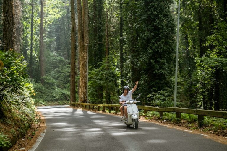 amalfi vespa route monte faito